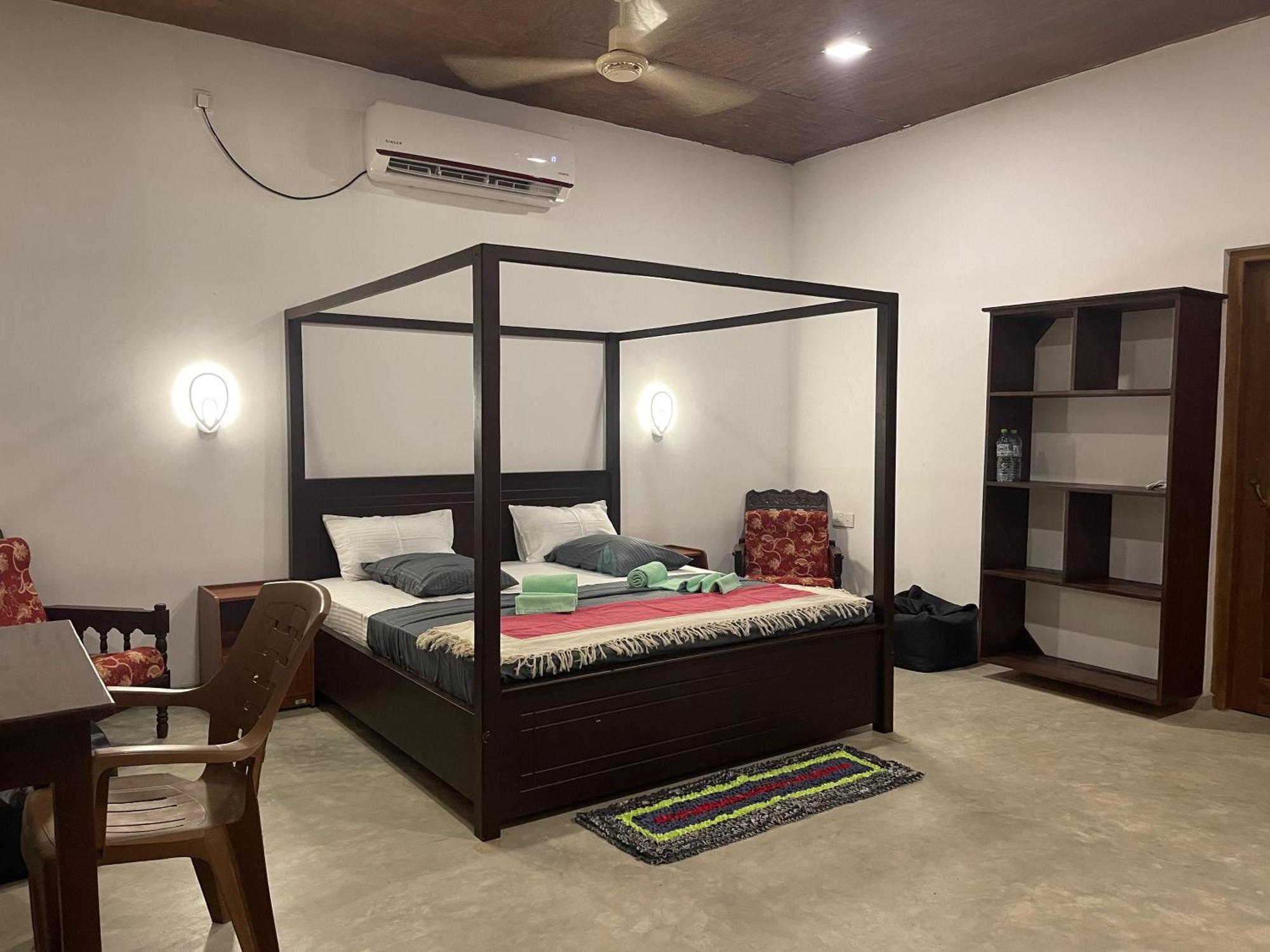 Coconut Hill Arugam Bay Hostel Екстериор снимка