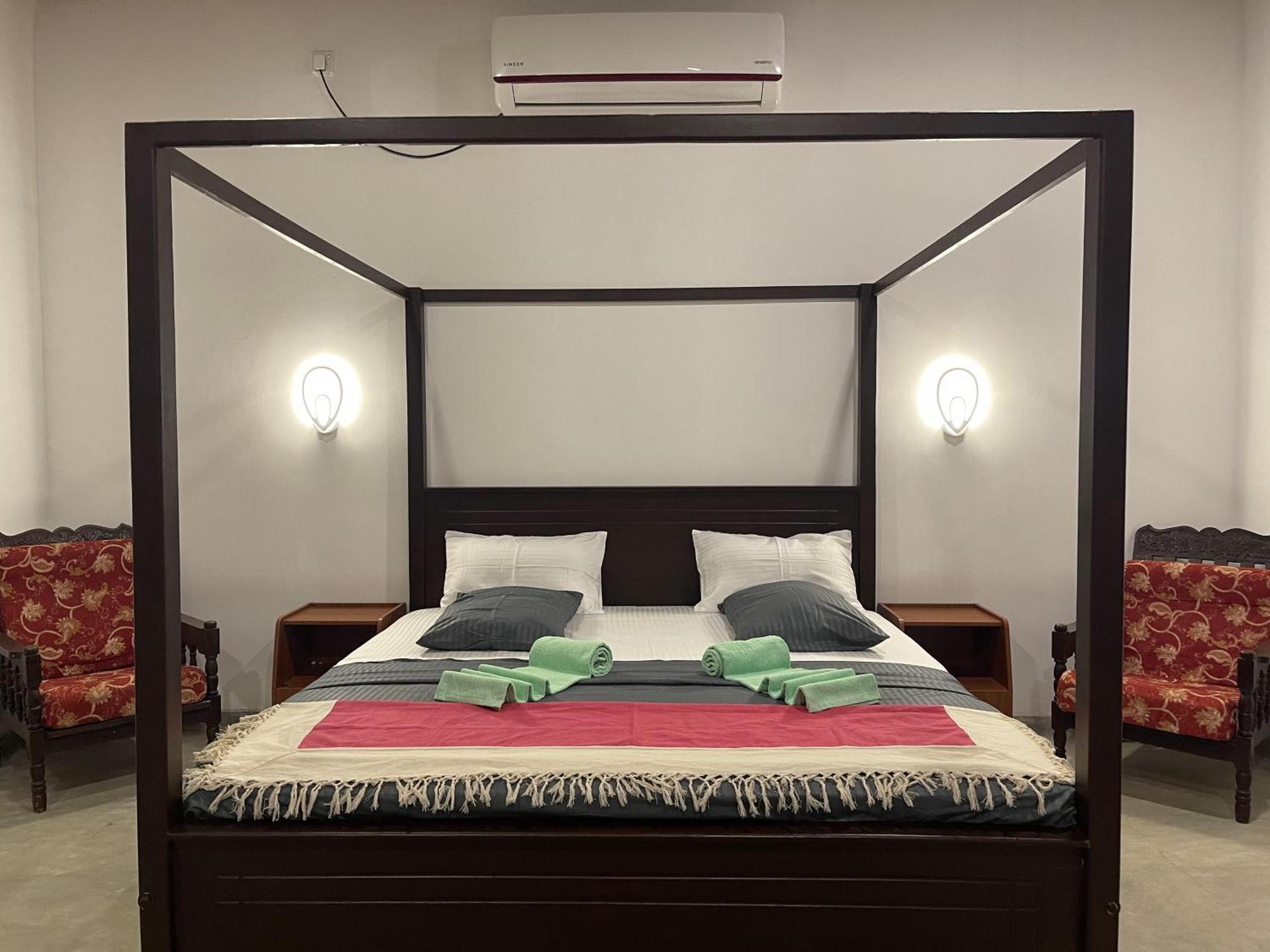 Coconut Hill Arugam Bay Hostel Екстериор снимка