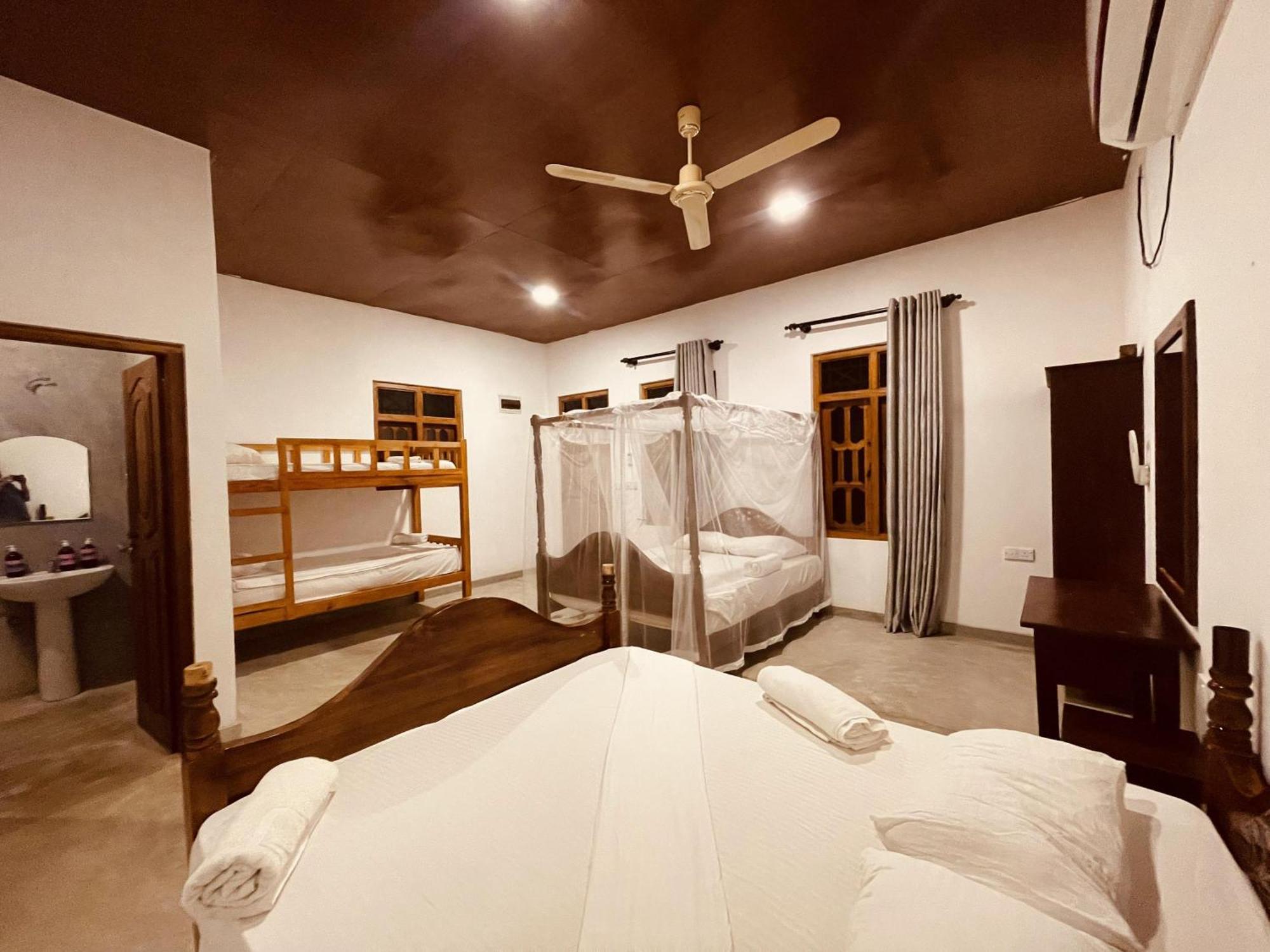 Coconut Hill Arugam Bay Hostel Екстериор снимка